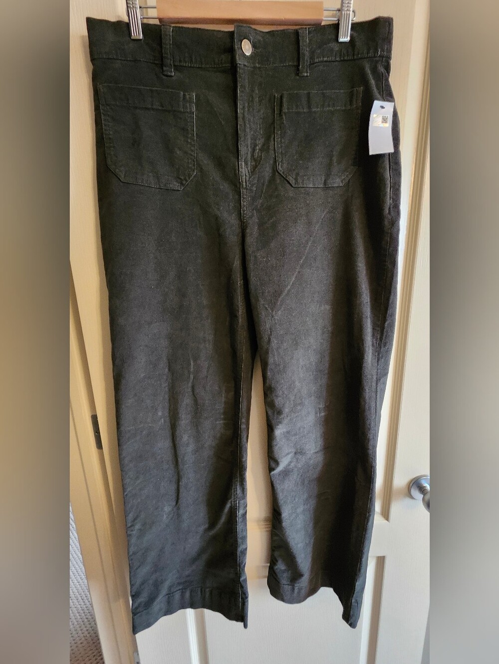 MEXX Straight Leg Olive Green Corduroy Feel Women's Pants. Size Large. NWT - Picture 2 of 15